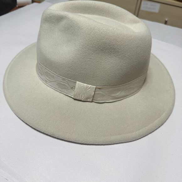 H & M Divided Ivory Felt Fedora Hat Size Medium 56 stylish classy - Picture 1 of 7